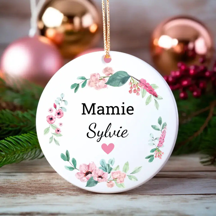 Boule de Noël Personnalisable - Guirlande Fleurs et petit coeur