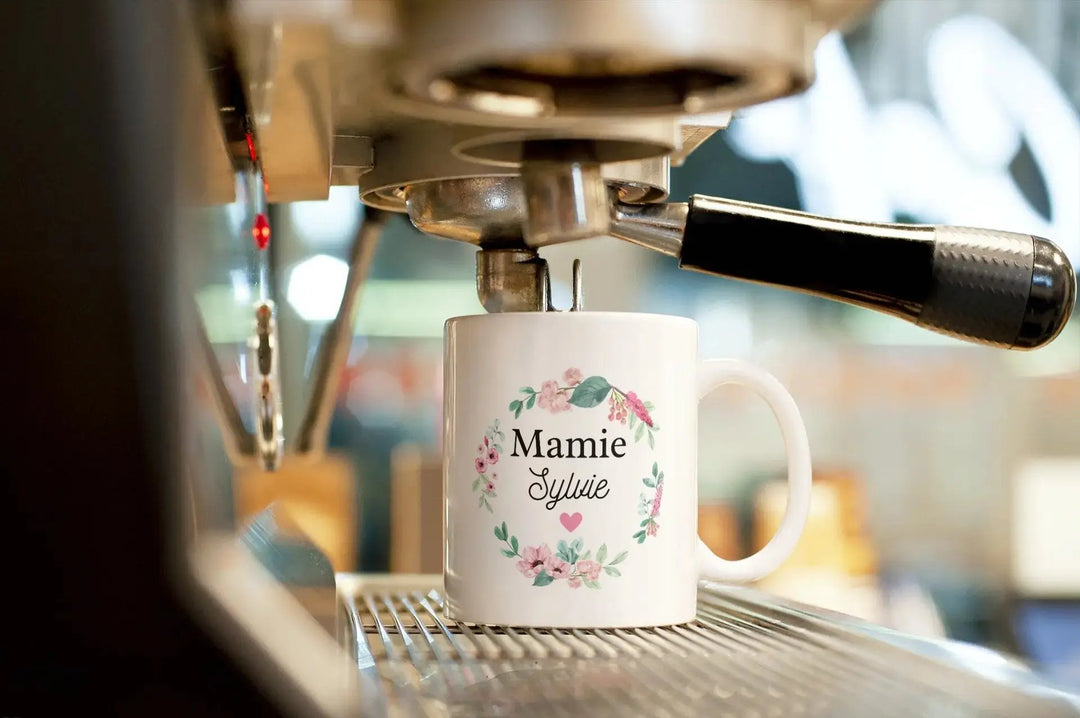 Mug Mamie fleurs personnalisable - woollypanda