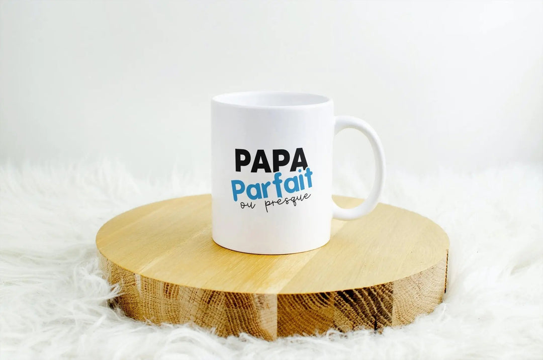 Mug Papa parfait ou presque personnalisable - woollypanda